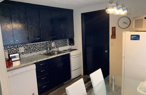 Appleton Apartment | Ritchie Village: The Seabird