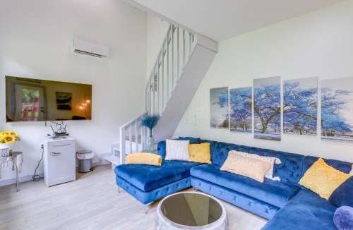 Mountain View Apartment | River Access & Private Deck: Mountain View Retreat