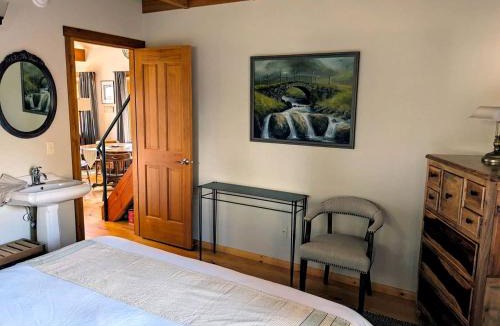 Skamokawa House | River Loft Cabin on Columbia in Skamokawa Valley, WA