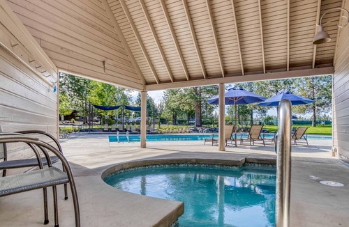 Century West Condo | River Ridge 322/422 Combo