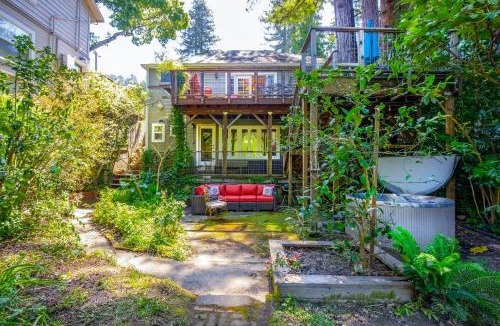 Northwood House | Riverdale
