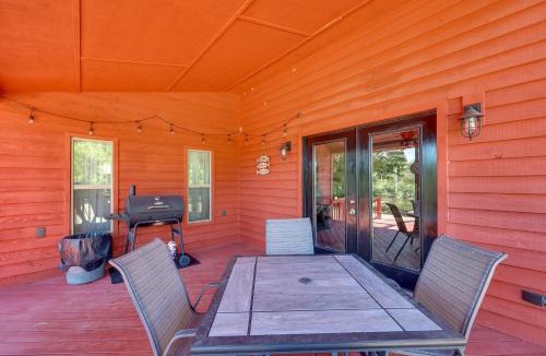 Mount Ida House | Riverfront Arkansas Abode - Furnished Deck & Grill