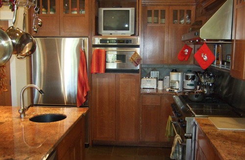 Bend Cabin | Riverfront Lodge great setting, walk to downtown!