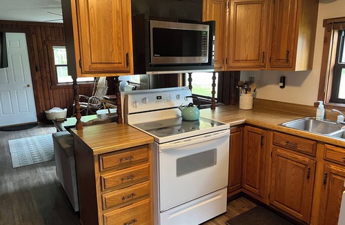 Oscoda House | Rivers, lakes, and trails! Family friendly cozy cabin.