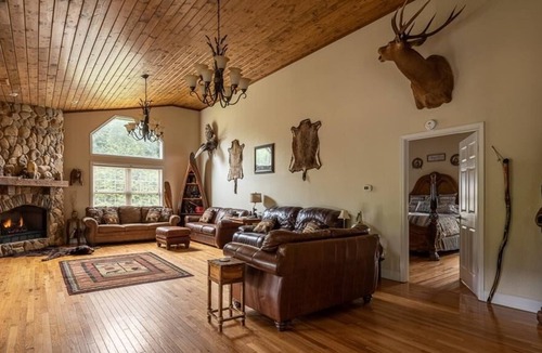 Franklin Cabin | Rivers Whisper Your Mountain Getaway Retreat