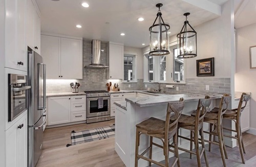 Capitola House | Rivervfront Duplex w/Elevator & Firepit on the Patio