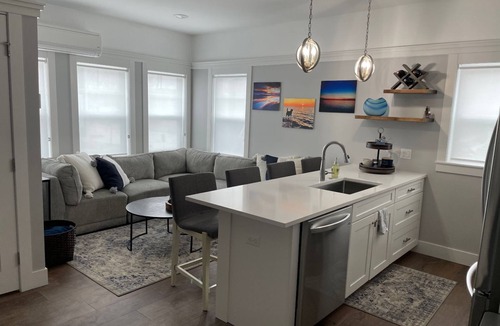 Charlevoix Condo | Riverwalk One Condo with rooftop deck