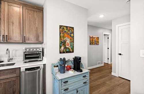 Riverside Condo | RiverWest Hunters Landing - Hot Tub - Riverfront - Dogs