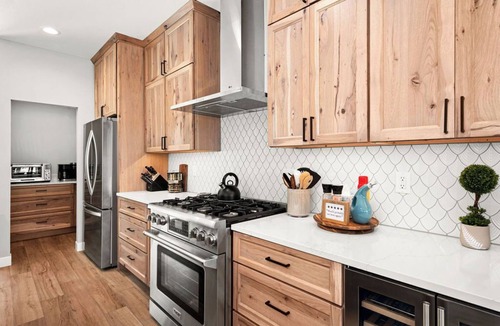Riverside House | RiverWest Up North Oasis-Sauna-Dog Friendly