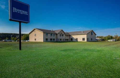 Tomahawk Hotel | Rodeway Inn & Suites Tomahawk