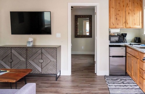 Fruitdale Cabin | Rogue River Resort