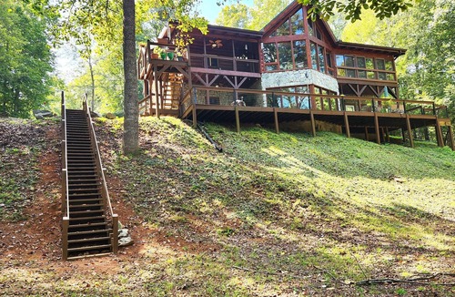 Rutherfordton Apartment | Romantic Riverfront Getaway by TIEC near Tryon,NC