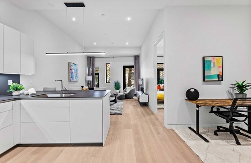 Bloomingdale Apartment | Rove Travel | Riverbank I | UWS Townhome