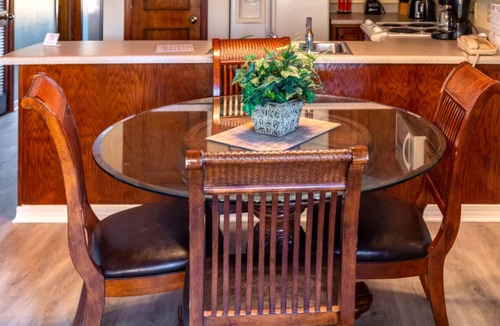 Biloxi Condo | Royal Holiday Beach Resort