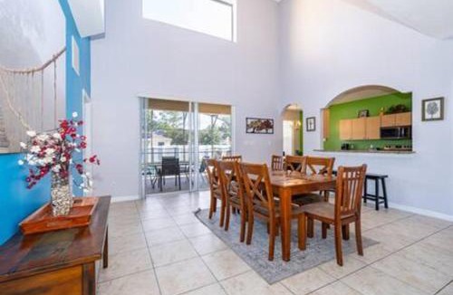 Crystal Cove House | Ruby Reds Escape