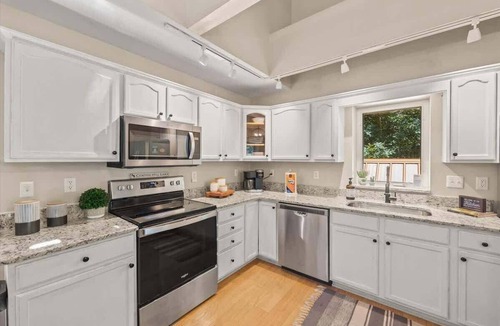 Baxter House | Run the Waters