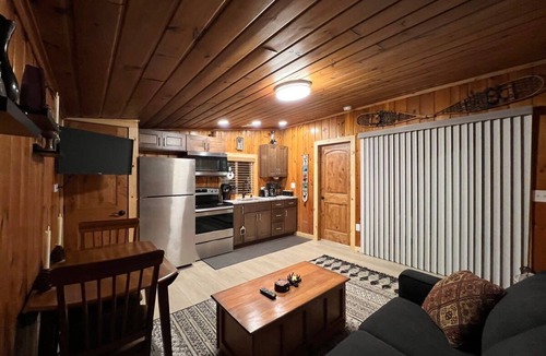 Valley Cabin | Rustic 1 bd, 1 ba Cabin at Waitts Lake Resort!