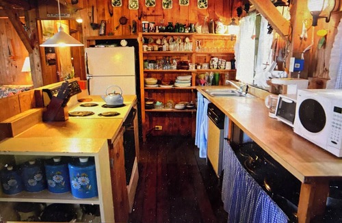 Charlotte Cabin | Rustic, charming cabin on Thompson's Point with stunning views of Lake Champlain