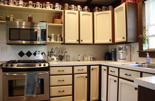 North Webster House | Rustic Country farmhouse on 2 acres close to several lakes.