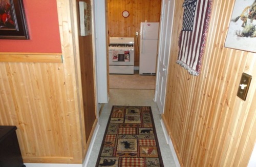 Interior Township House | Rustic Cozy Cottage! Snowmobile,ATV Trails, Bond & Agate Falls, Bruce Crossing!