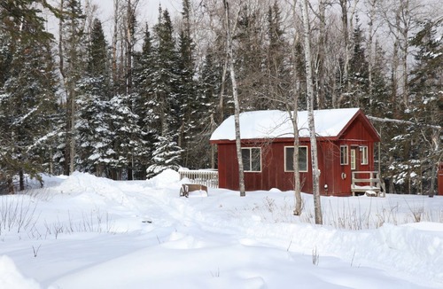 South Range Cabin | Rustic Retreat Cabin for Families/Sm Groups, "Shalom"