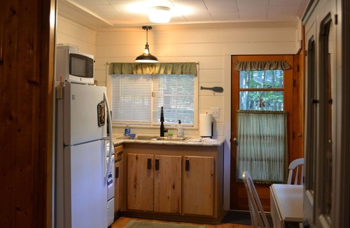 Higgins Lake Cabin | Rustic Up North Cabin very close to Higgins Lake