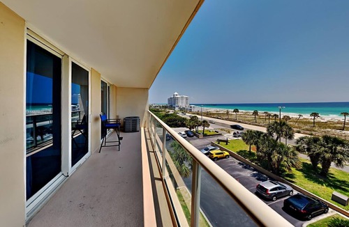 Villa Sabine Condo | Sabine Yacht & Racquet #5F | Dazzling Views, Pool!