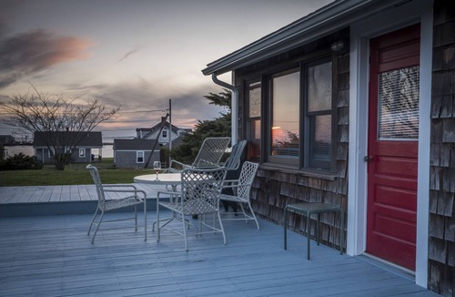 Little Compton Cottage | Sakonnet Point Harbor View - RE.00623-STR