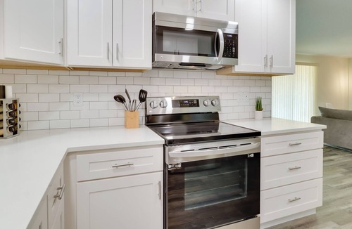 West Salem House | Salem Vacation Rental Near Parks & Vineyards