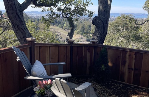 Upper Rockridge Cottage | San Francisco East Bay Hilltop Compound with 360 views close to everything