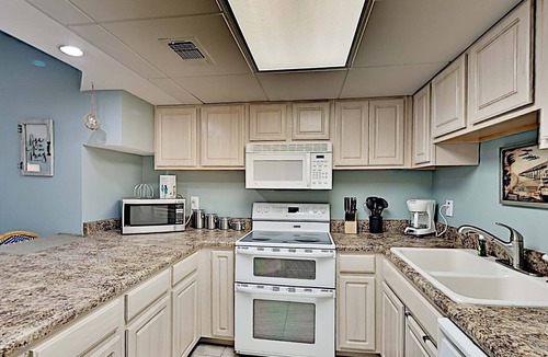 Villa Sabine Condo | Sand Dollar East #201 | Bay Views, Walk to Beach!
