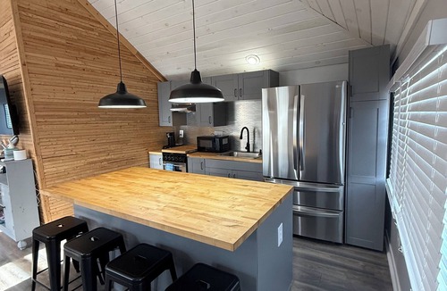 Russells Point Cottage | Sandy Bottom Cottage
