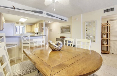Ono Island Condo | Sandy Key 731: 3 BR/2 BA Perdido Key Beachfront Condo, On-Site Rental Office, Sleeps 8