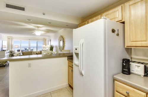 Ono Island Condo | Sandy Key 731: 3 BR/2 BA Perdido Key Beachfront Condo, On-Site Rental Office, Sleeps 8