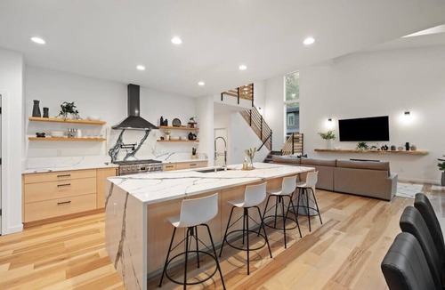 Brightwood House | Sandy River Group Getaway