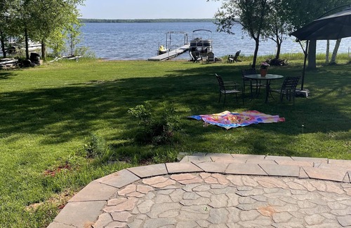 Shell Lake House | Sandy Shell Lake Shining Bright