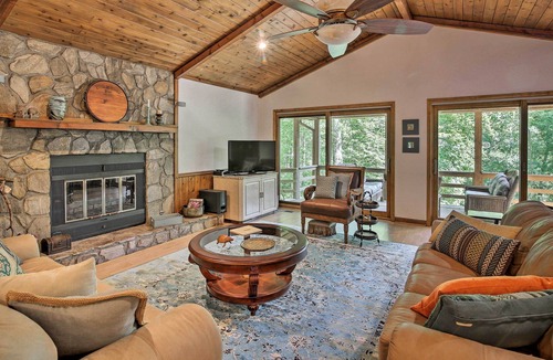 Sky Valley House | Scenic Sky Valley Home w/ Seasonal Mountain Views!