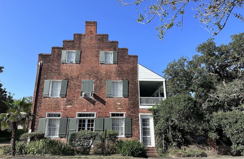 Washington House | Schmit Hotel - Washington, Louisiana