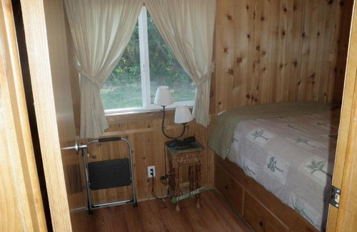 Seaside Resort | Seaside Camping Resort One-Bedroom Cabin 6