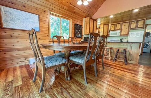 Grand Marais Cabin | Secluded 2-Bedroom Cabin on the Edge of the BWCA