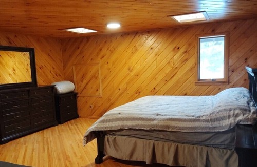 Finlayson Cabin | Secluded 3 bedroom Log Lodge Home w/trails & Private Lake and Pond