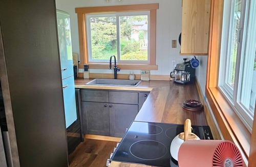 Cape Meares House | Secluded Beach Getaway at Heron's Hearth Beach Bungalow. Pet Friendly!