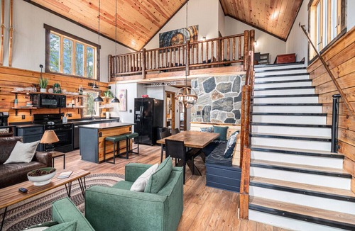 Harbor Springs Cabin | Secluded Log Cabin w/Sauna, Near Skiing & Golf
