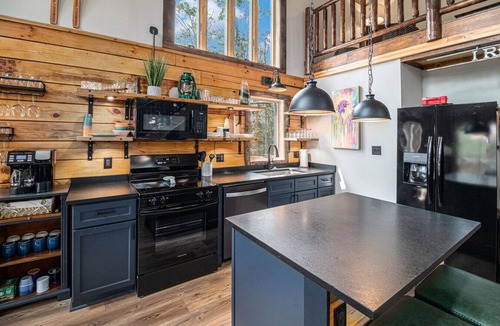 Harbor Springs Cabin | Secluded Log Cabin w/Sauna, Near Skiing & Golf