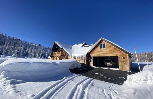 Brian Head Cabin | Secluded Luxury Getaway - minutes from the slopes