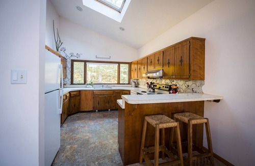 Whitingham Ski Chalet | Secluded Mountain Chalet