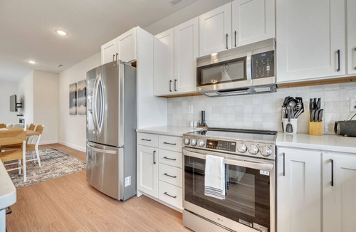 Milford Apartment | Second Chances at the Lake in the hottest new development CentralPark Townhomes