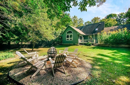 Sister Bay Cabin | Serene Cabin with Beautiful Outdoor Space in Sister Bay, Wisconsin