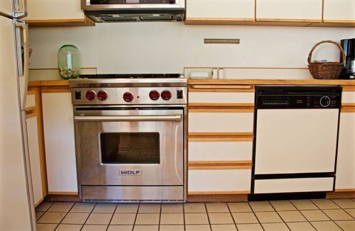 Olympic Valley Condo | Serene Condo by Palisades Base and Golf Course