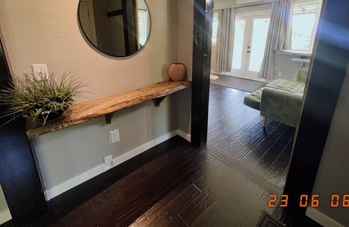 Arlington Cabin | Serene Luxury Cabin Retreat - Hot Tub, Fire Pit, Patio, Close to Trails/ River